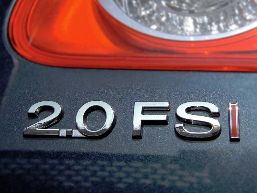  Volkswagen Jetta 2.0 T-FSI 2006 года  (фото 3 из 6)